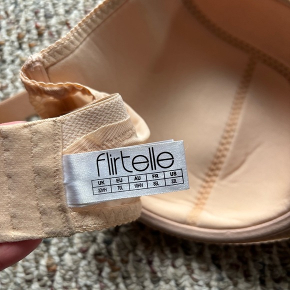 Flirtelle Bra Emma Padded Balconette 32L Beige Nude Underwire FL9131 Coquette - Picture 6 of 7